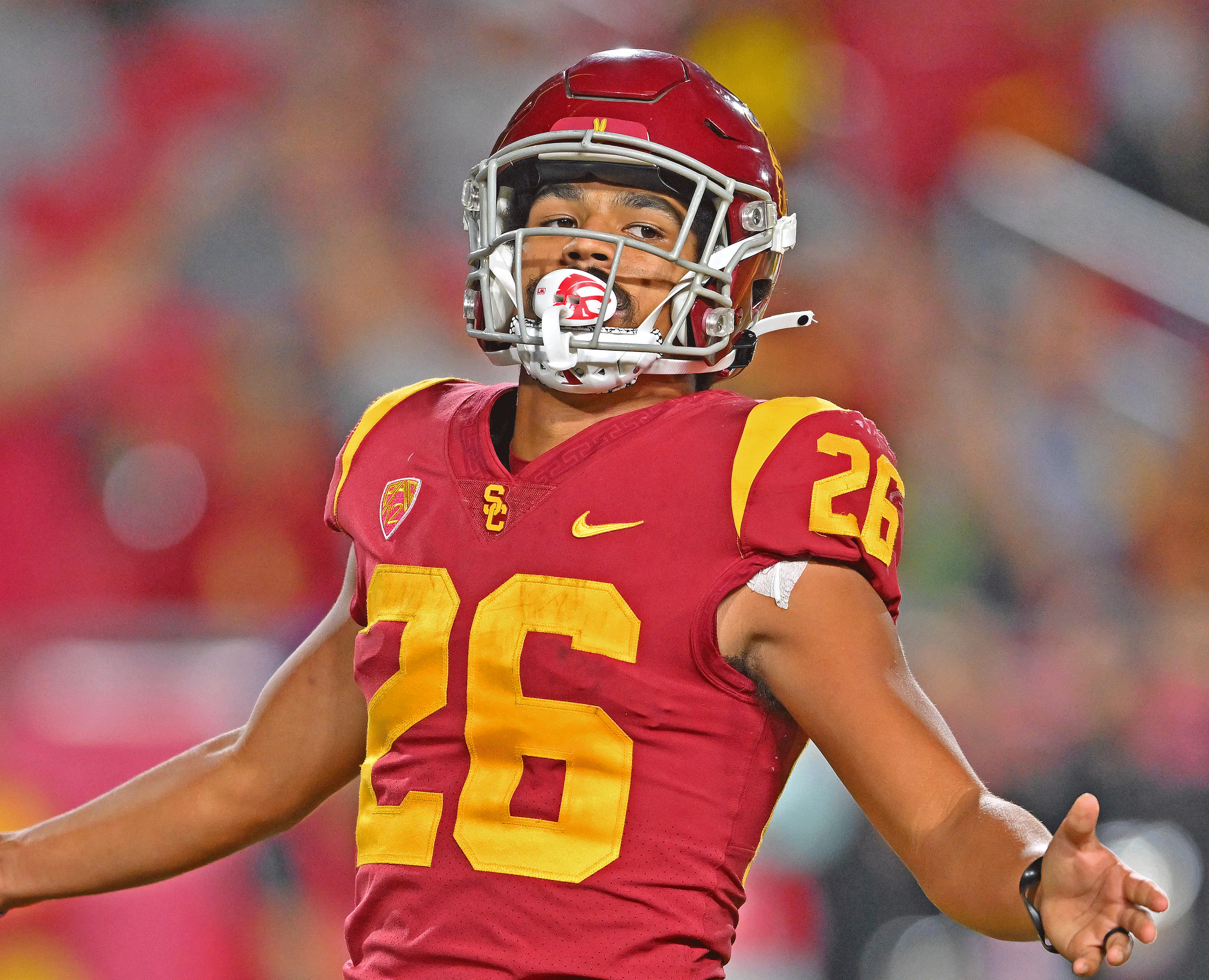 Week 6 College Football Parlay Picks: USC and UCLA Keep Making Noise