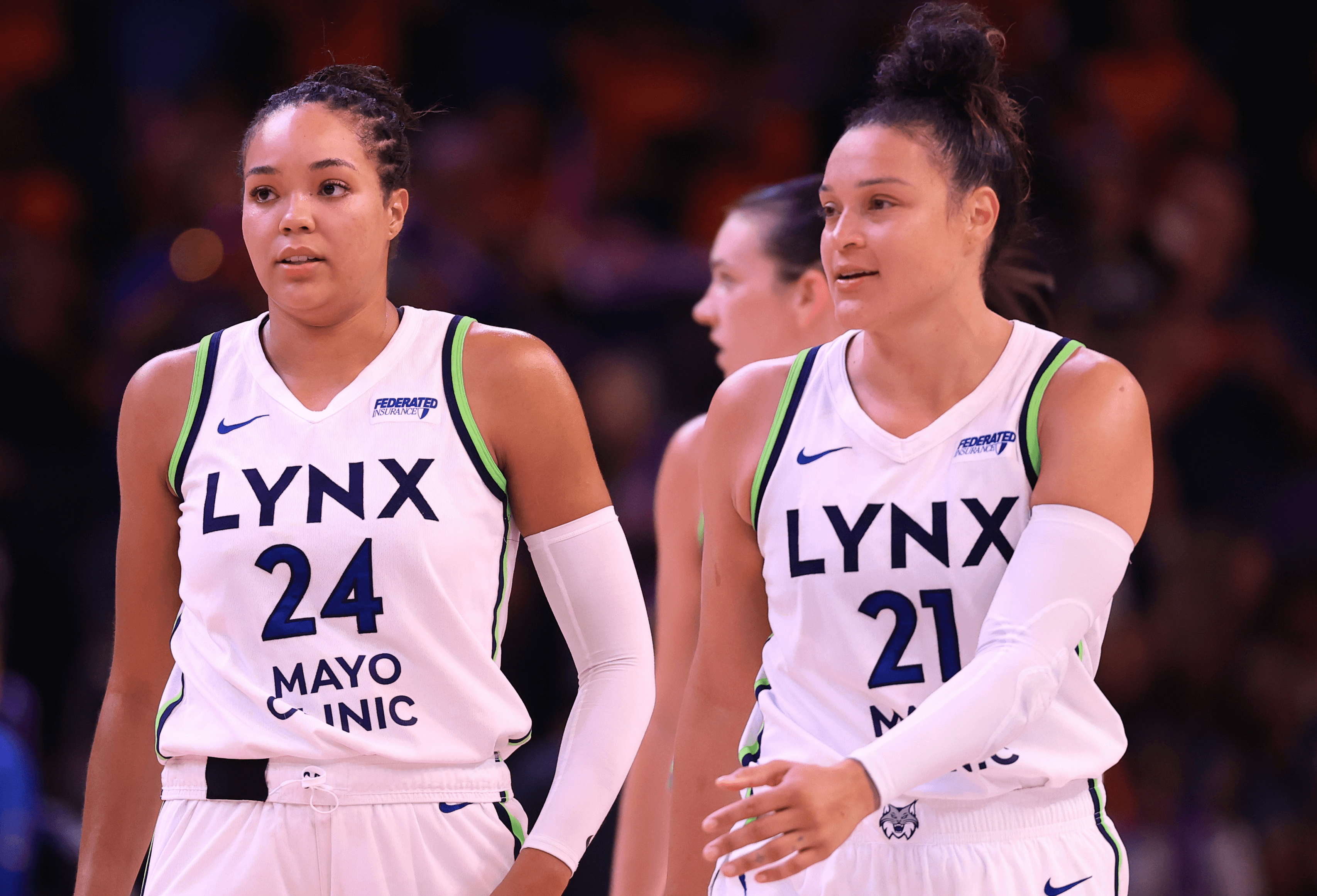 Lynx vs Sun Predictions, Picks & Odds for Tonight’s WNBA Game