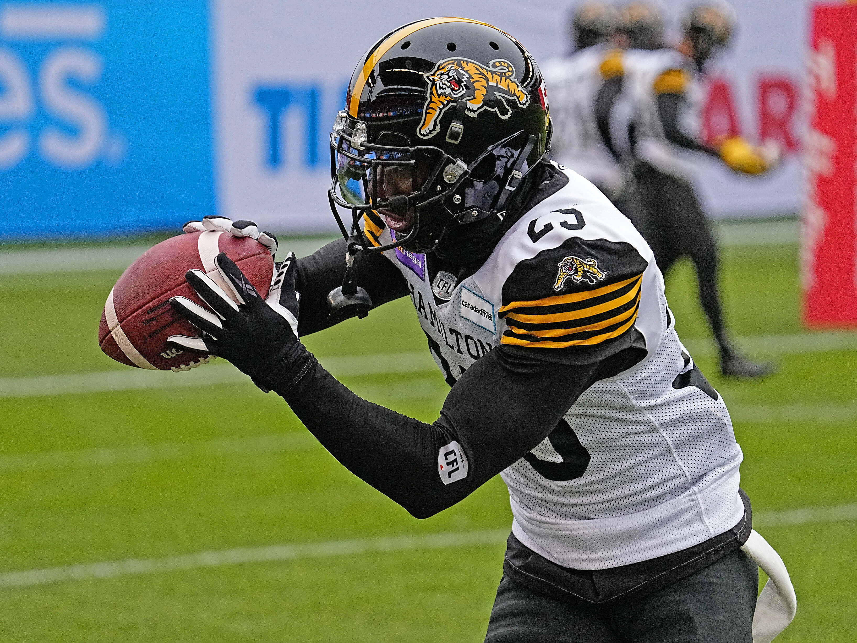 How To Bet - Tiger-Cats vs Alouettes Eastern Semi-Final Picks and Predictions: Momentum Is on Hamilton's Side