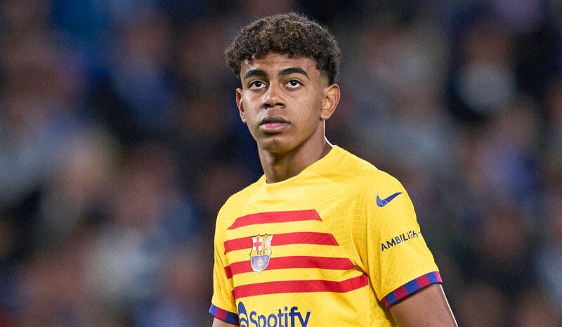 Barcelona vs Real Madrid Predictions, Picks & Odds for Sunday’s La Liga Match