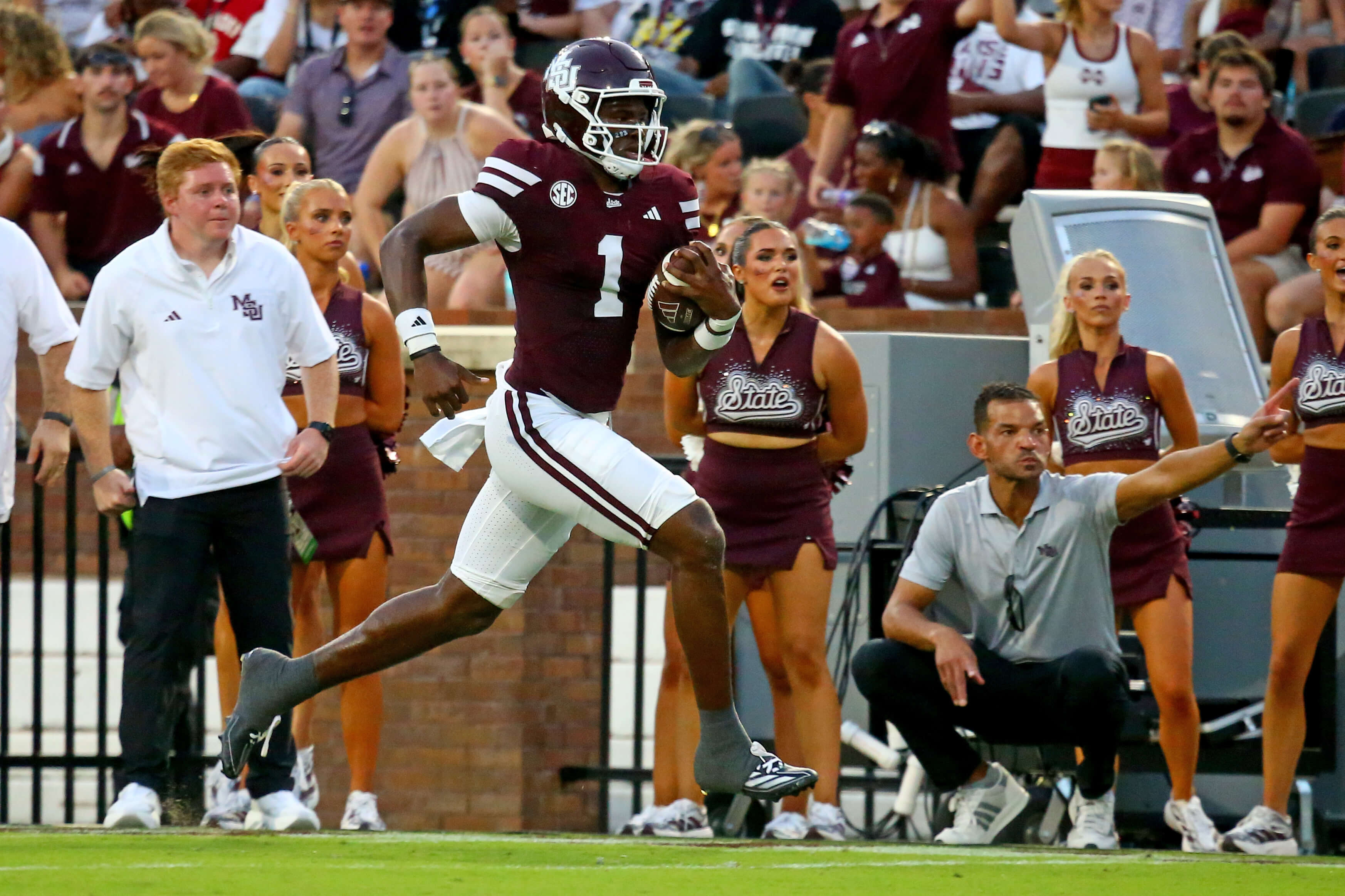 Where Is College GameDay in Week 5? Starkville, Ames Surging in Tight Race