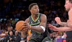 Tips to Make Smarter NBA Parlay Bets in 2025-26