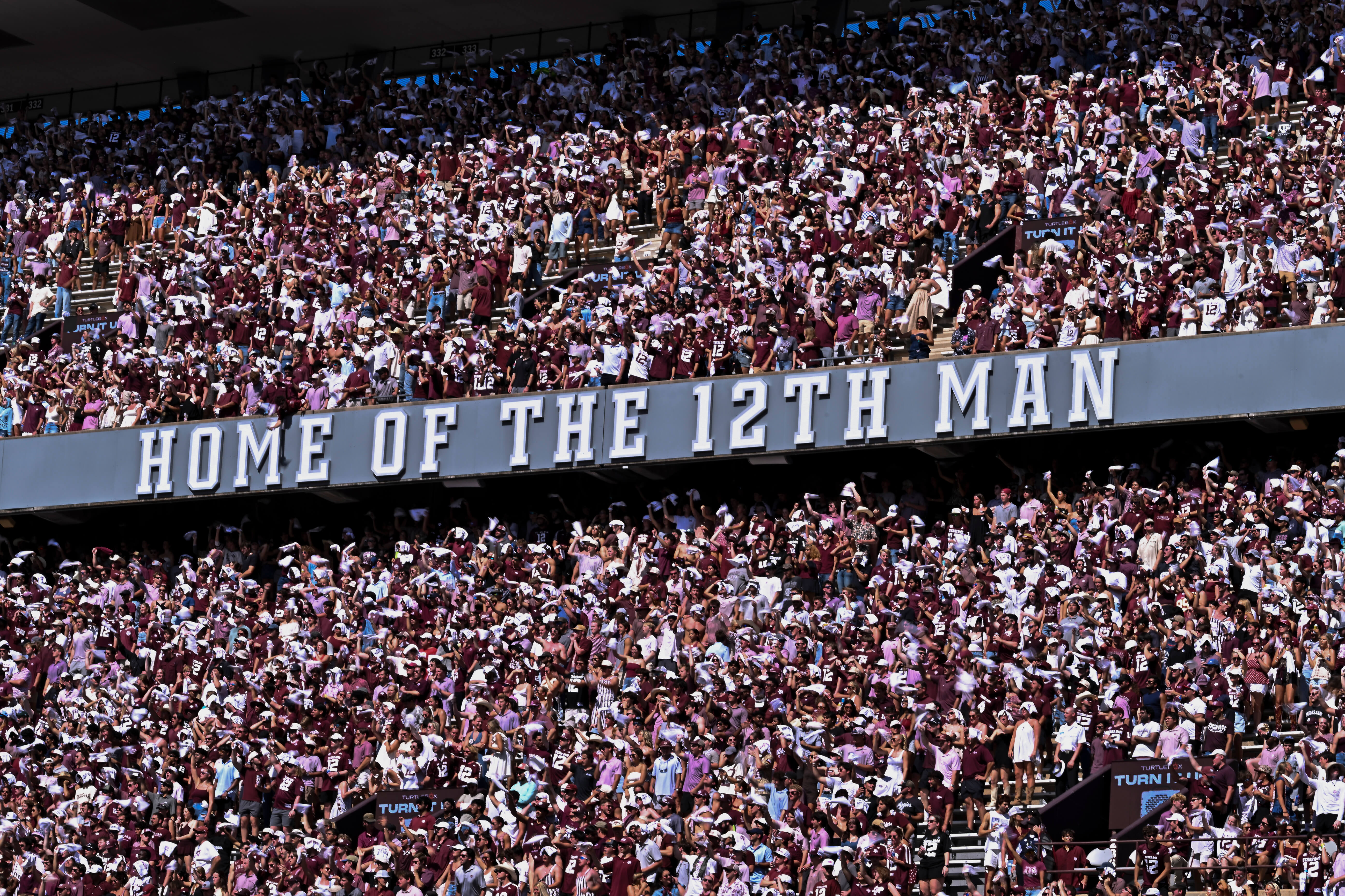 How To Bet - Arkansas vs Texas A&M Weather Report: Rain Possible at Kickoff