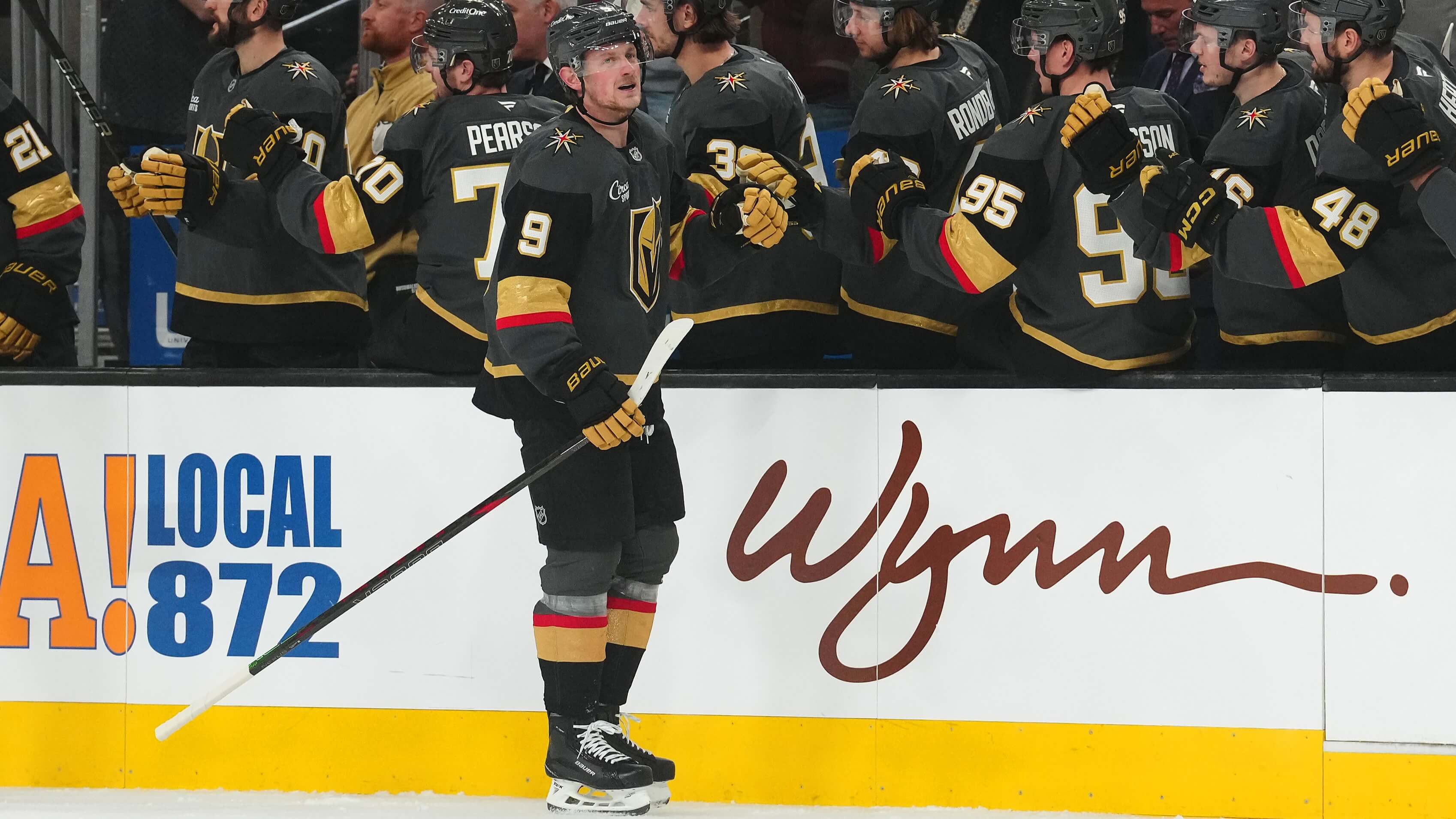 Golden Knights vs Rangers Prediction, Picks & Odds for Tonight’s NHL Game