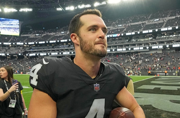 Derek Carr Next Team Odds: Out of the Desert, Into the Big Apple?
