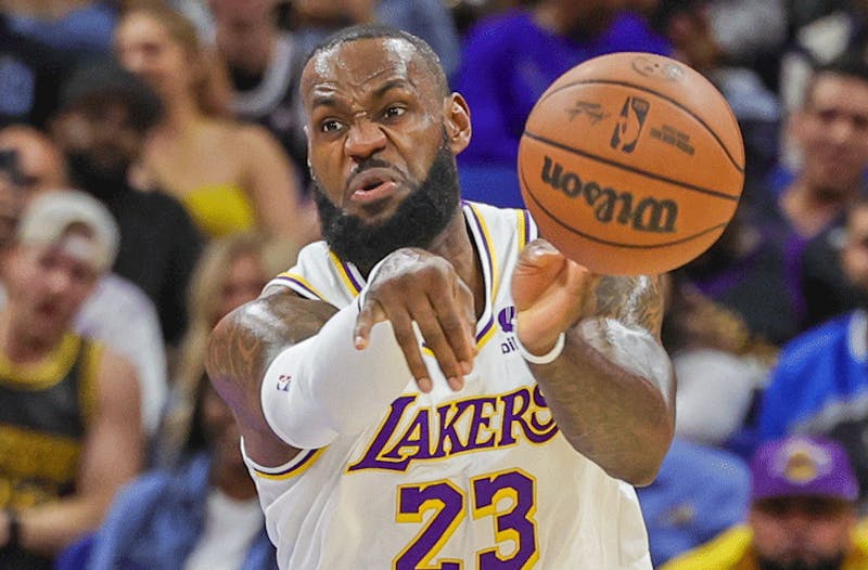 Lakers vs Heat Picks, Predictions & Odds Tonight NBA