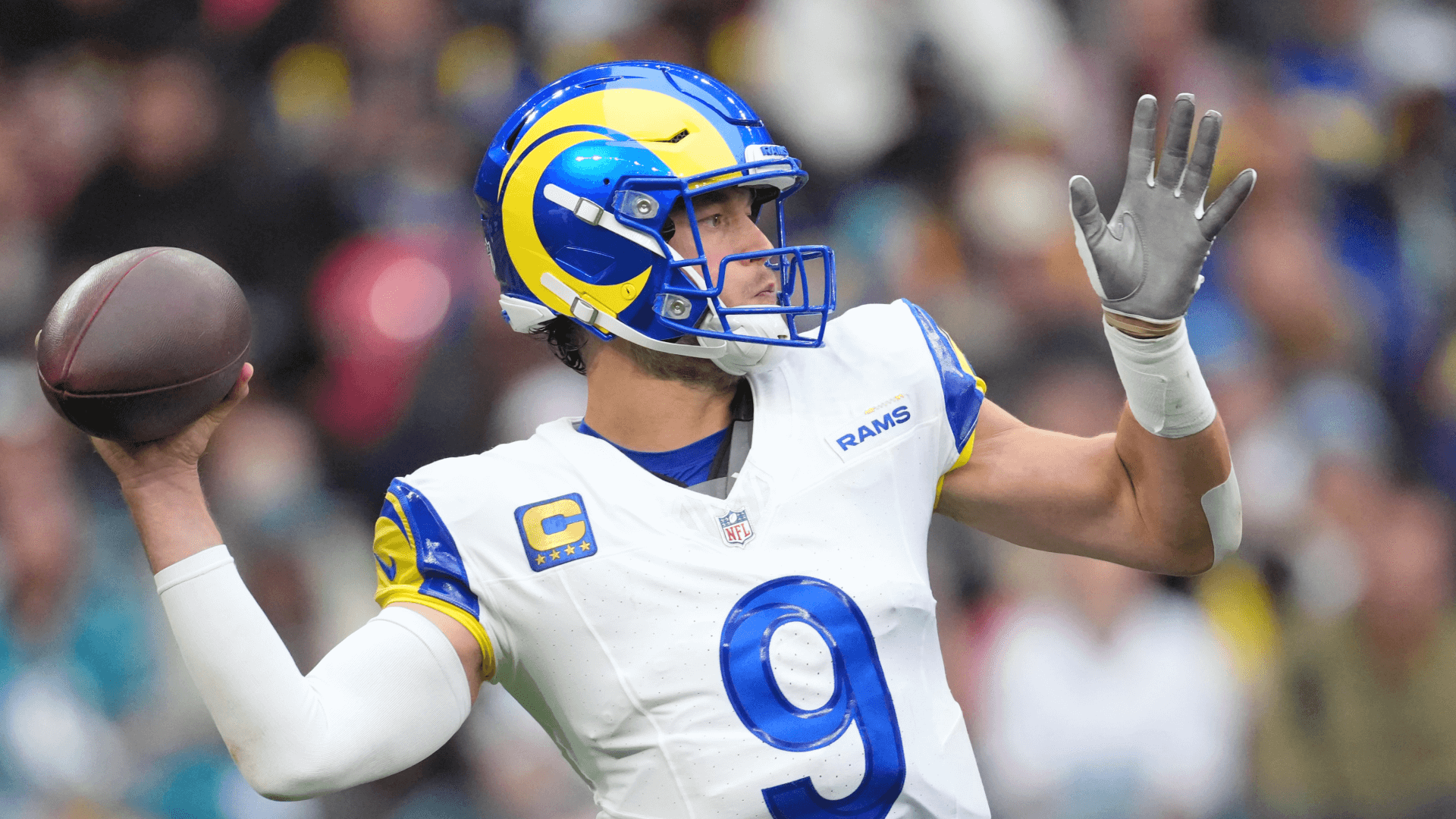 NFL Week 9 Picks: ChatGPT Predicts the Winner of Every Game Today