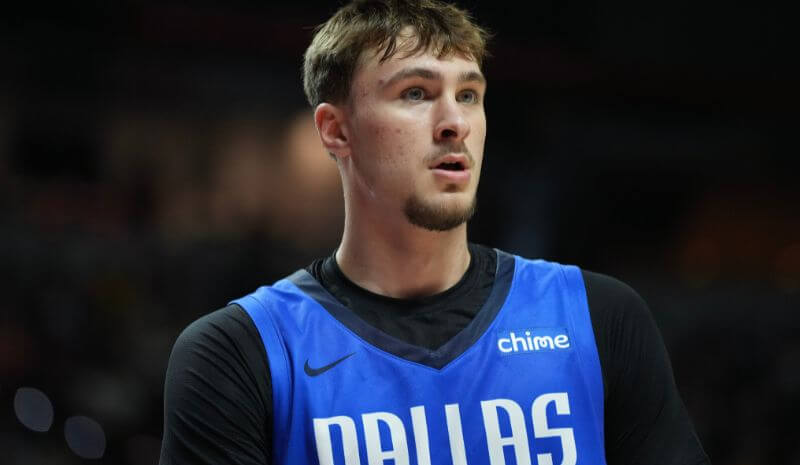 How To Bet - NBA Christmas Day Schedule & Odds: Knicks Host Cavaliers to Start, Flagg Makes Xmas Debut
