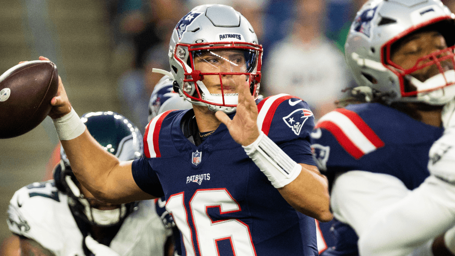 New England Patriots quarterback Tommy DeVito NFL.
