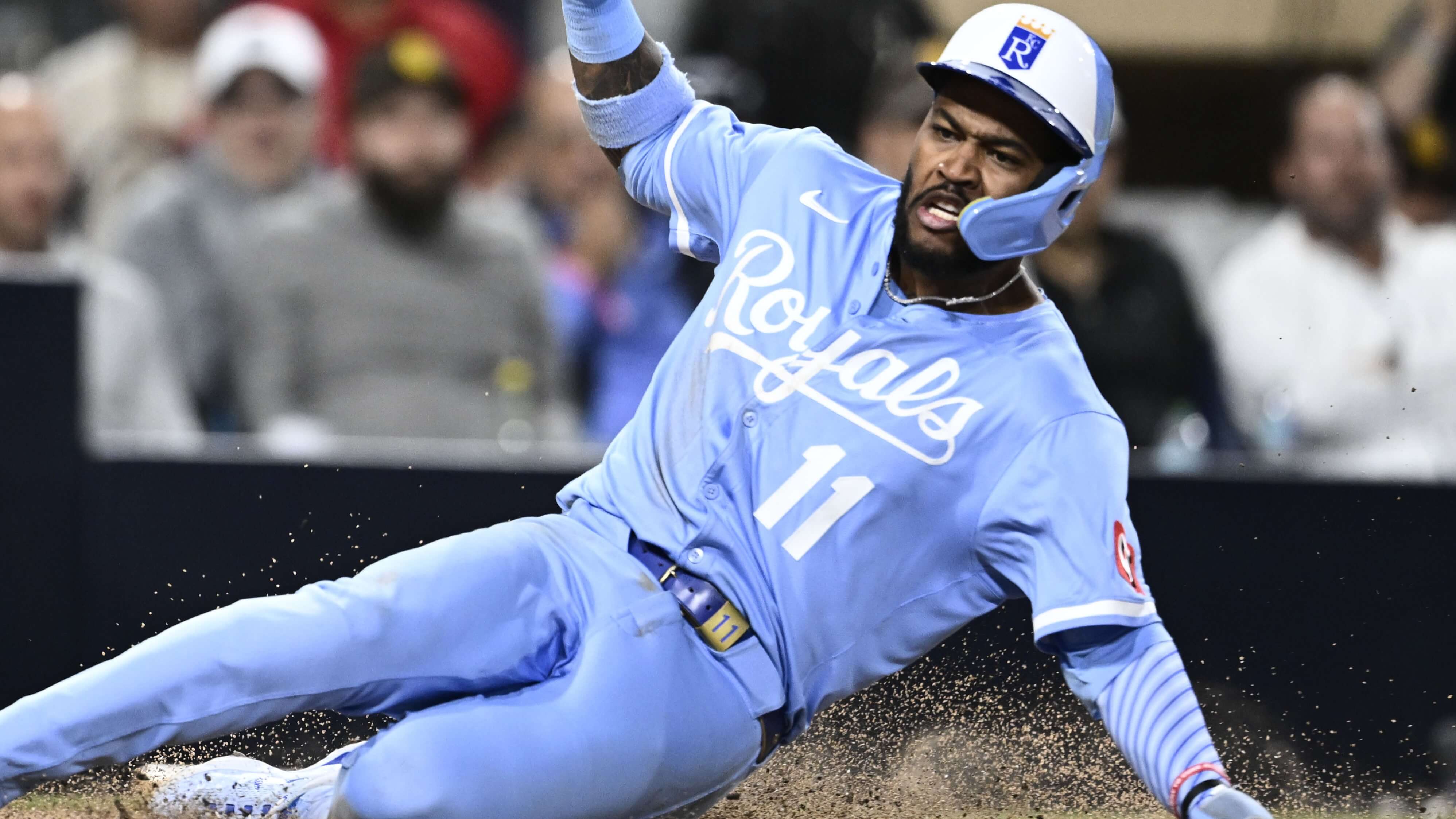 Royals vs Padres Prediction, Picks & Odds for Today’s MLB Game 
