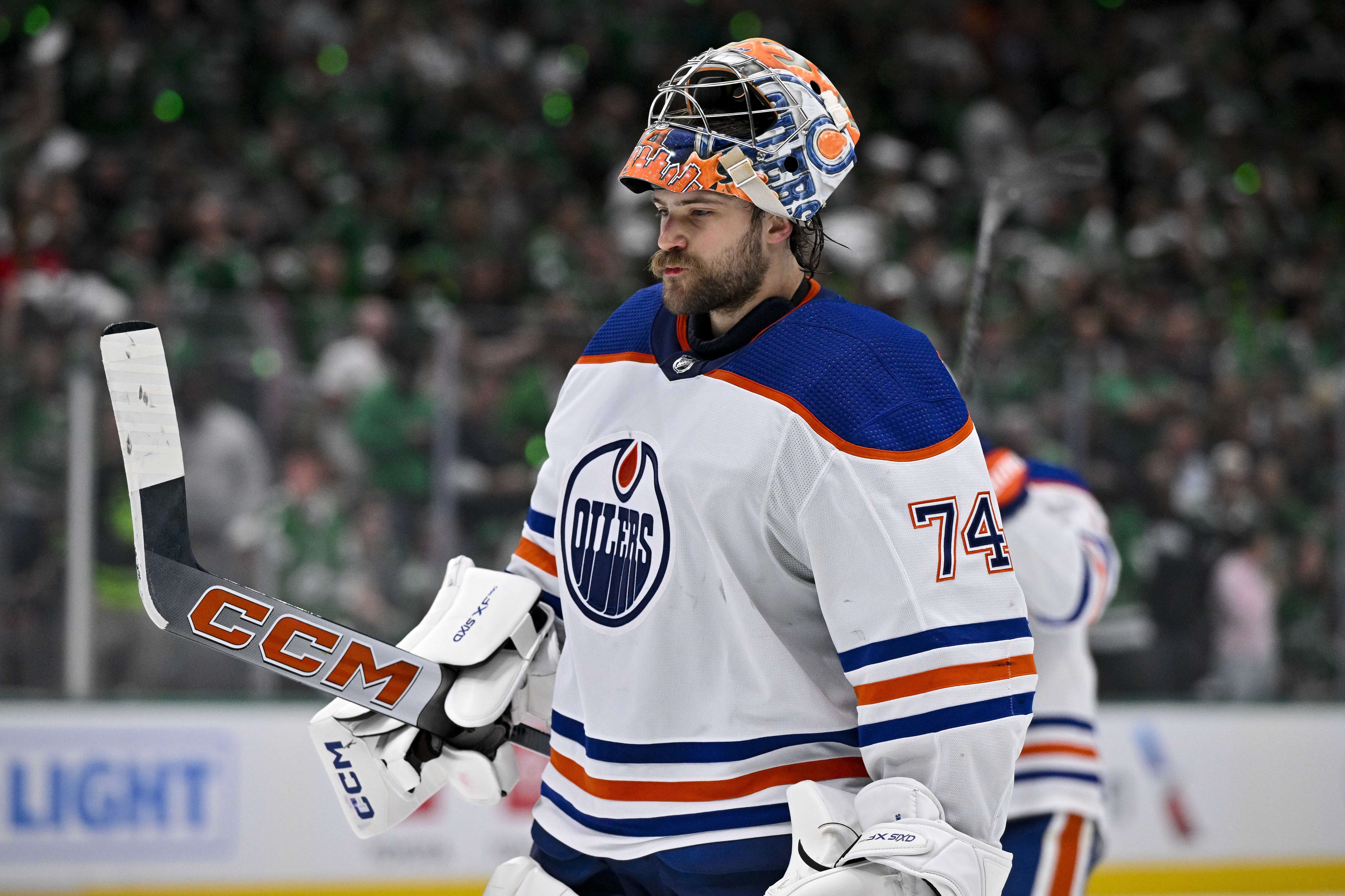 How To Bet - 2024 Stanley Cup Odds: Oilers Strike First, Panthers Lead Rangers