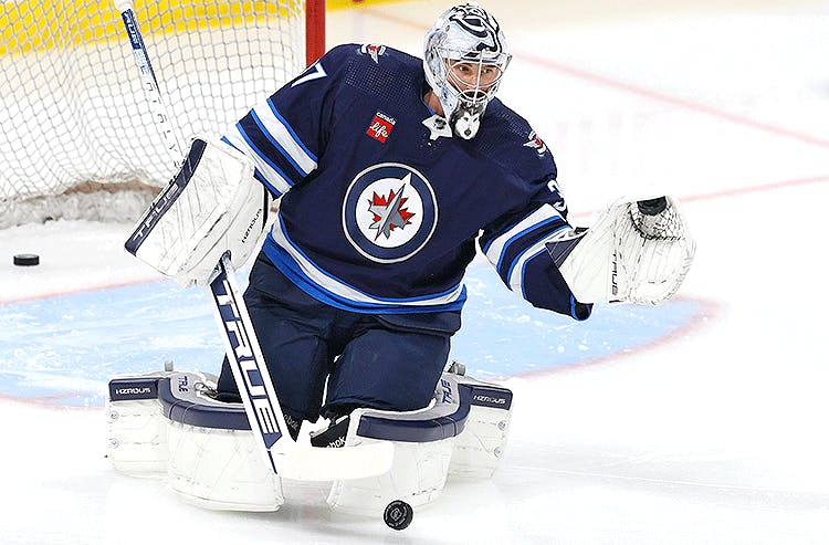 Connor Hellebuyck Winnipeg Jets NHL