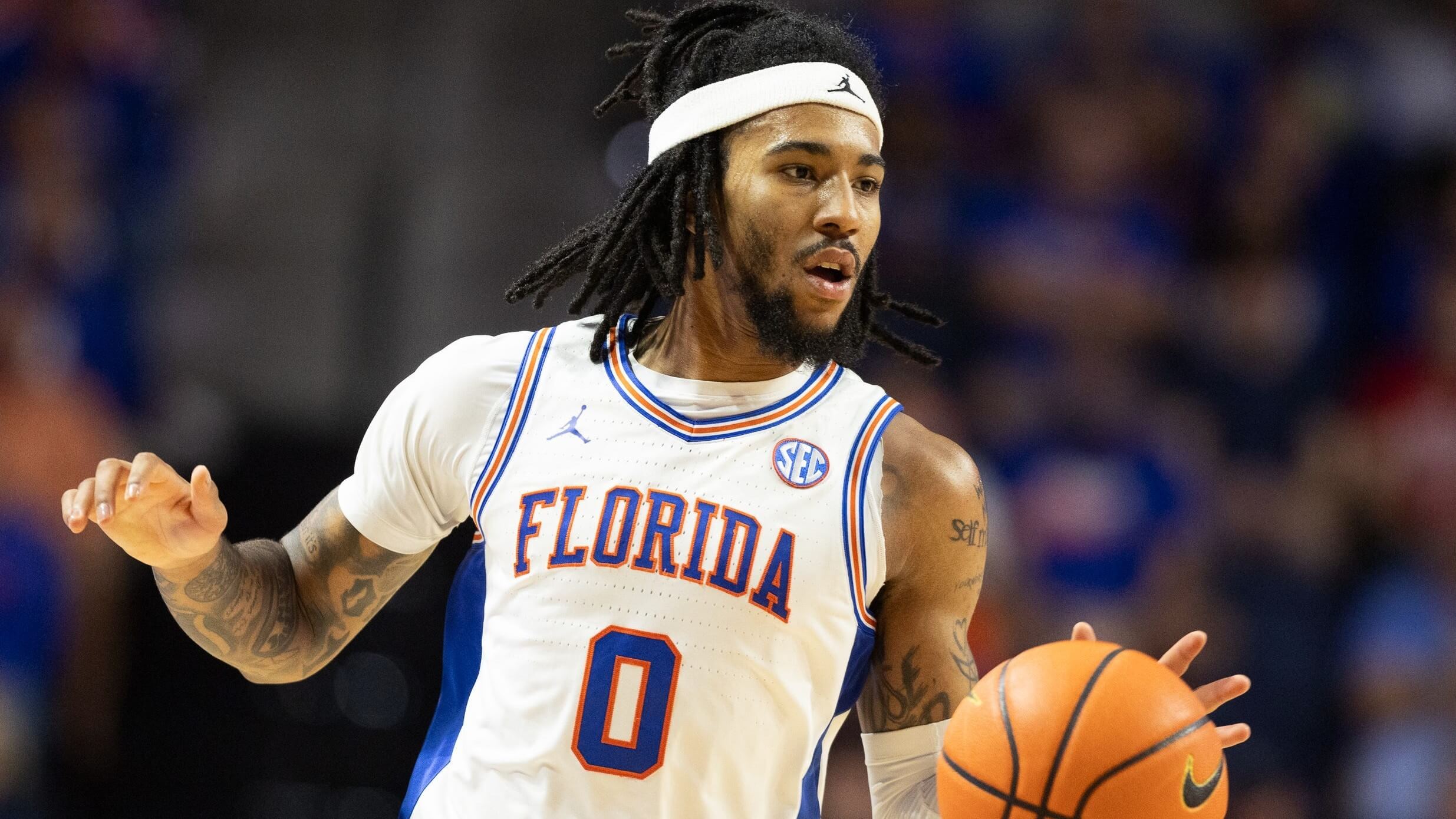 Tennessee vs Florida Prediction, Picks & Odds for Today's College Basketball Game