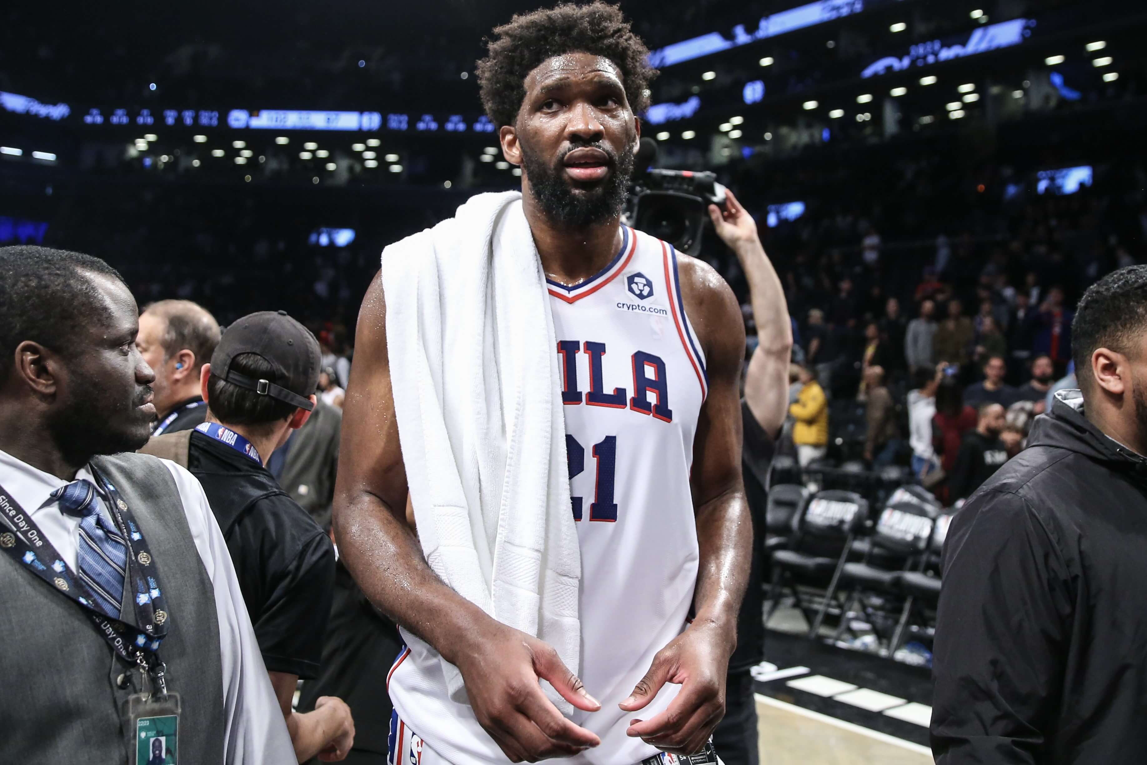 The Knicks' pursuit of Joel Embiid: Four players could be traded for the  MVP!