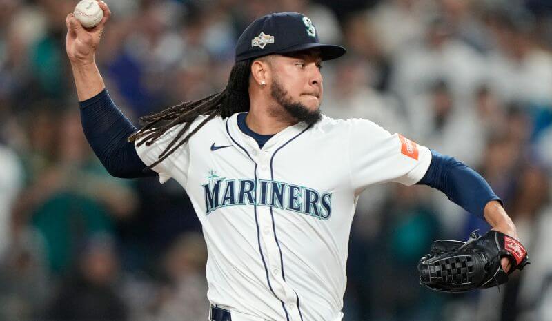 How To Bet - Blue Jays vs Mariners Prop Picks & Best Bets for ALCS Game 4 Tonight