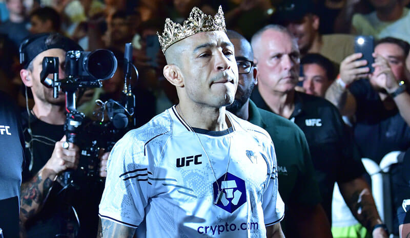 How To Bet - UFC 307: Jose Aldo vs Mario Bautista Odds, Picks & Predictions 