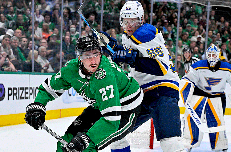 Golden Knights vs Stars Predictions, Picks, and Odds for Tonight’s NHL Playoff Game