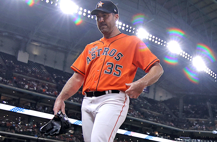 2022 MLB Cy Young Odds: Justin Verlander Doesn't Miss a Beat