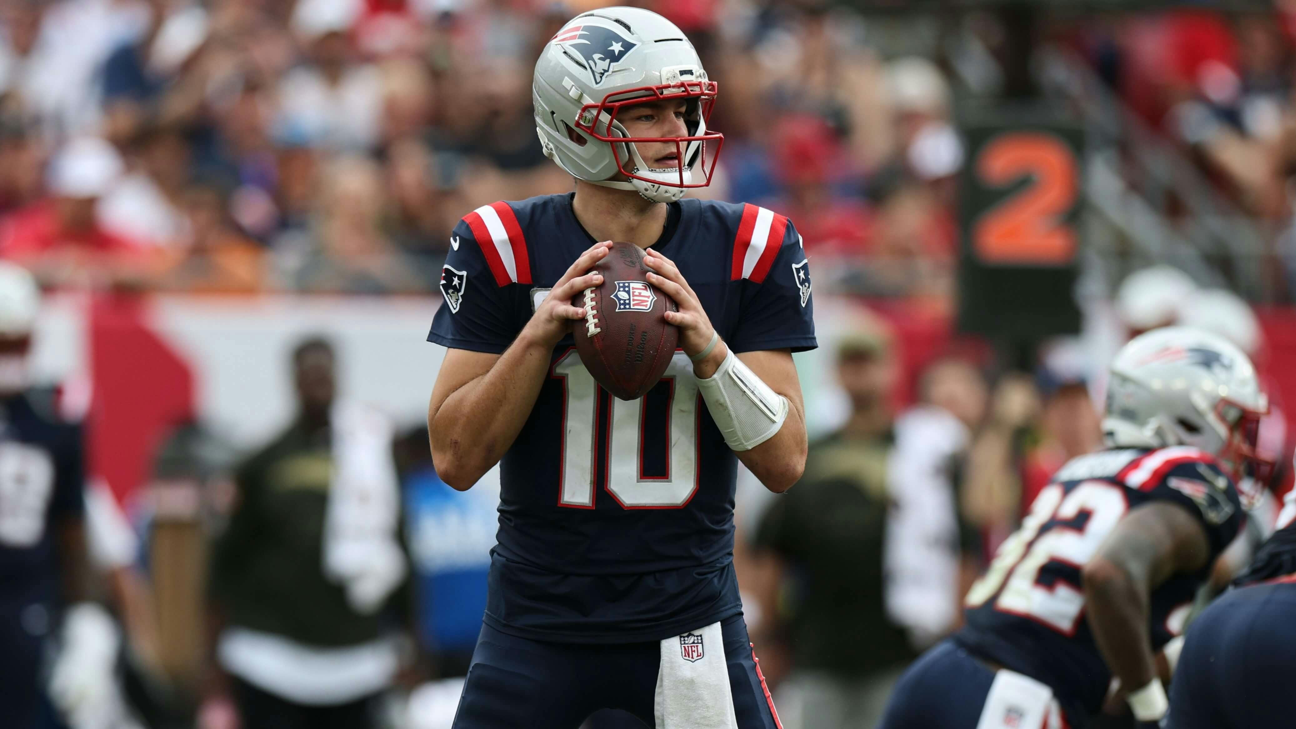 Thursday Night Football Odds: TNF Betting Lines 2025