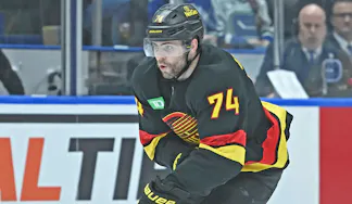 How To Bet - Canucks vs Blues Prediction, Picks & Same-Game Parlay for Tonight’s NHL Game