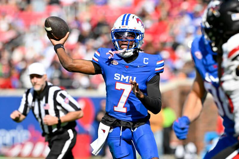 NCAAF Parlay Picks - Today's Best Football Same Game Parlays