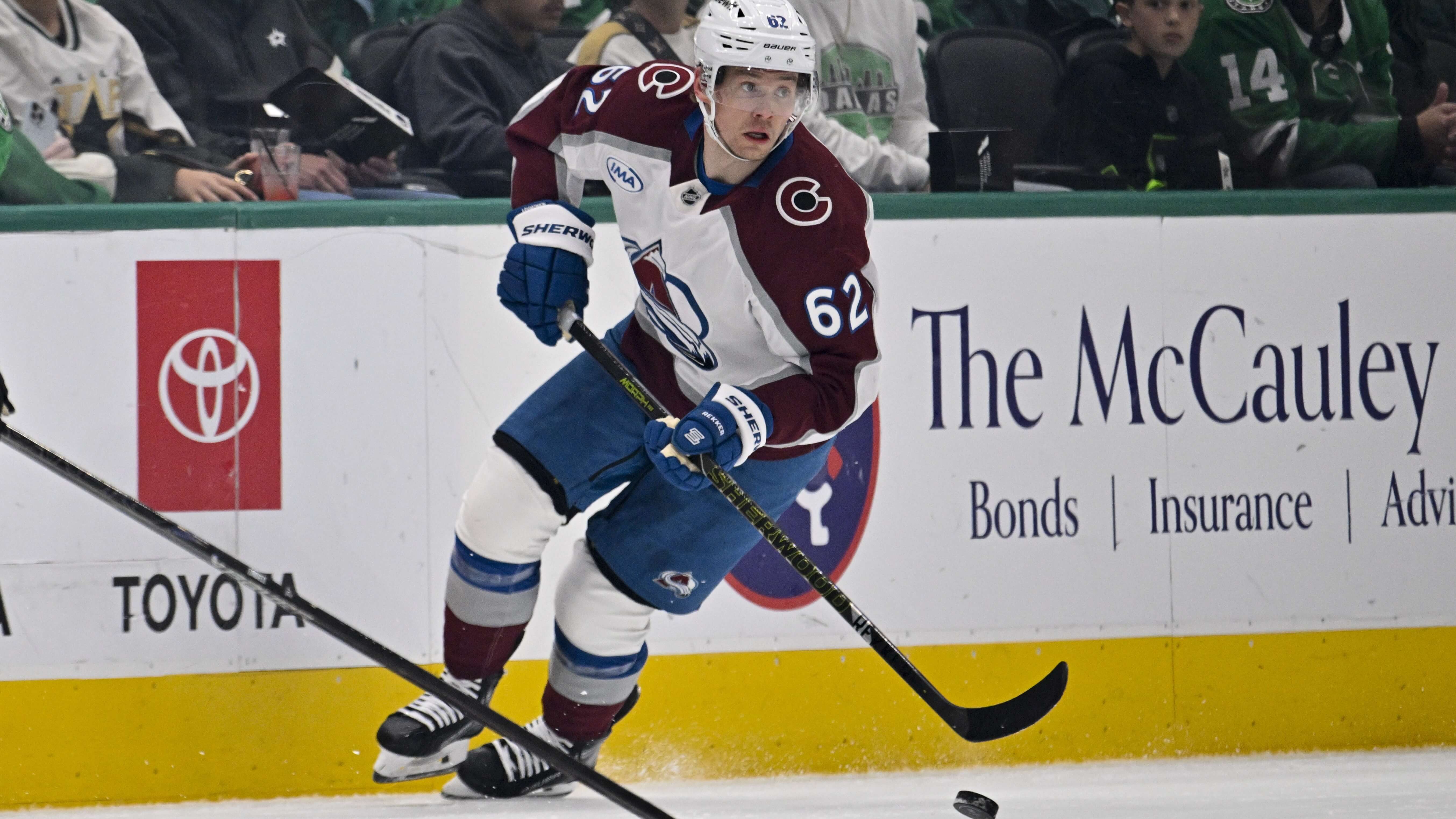 Kings vs Avalanche Prediction, Picks & Odds for Sunday's NHL Playoffs Game 1