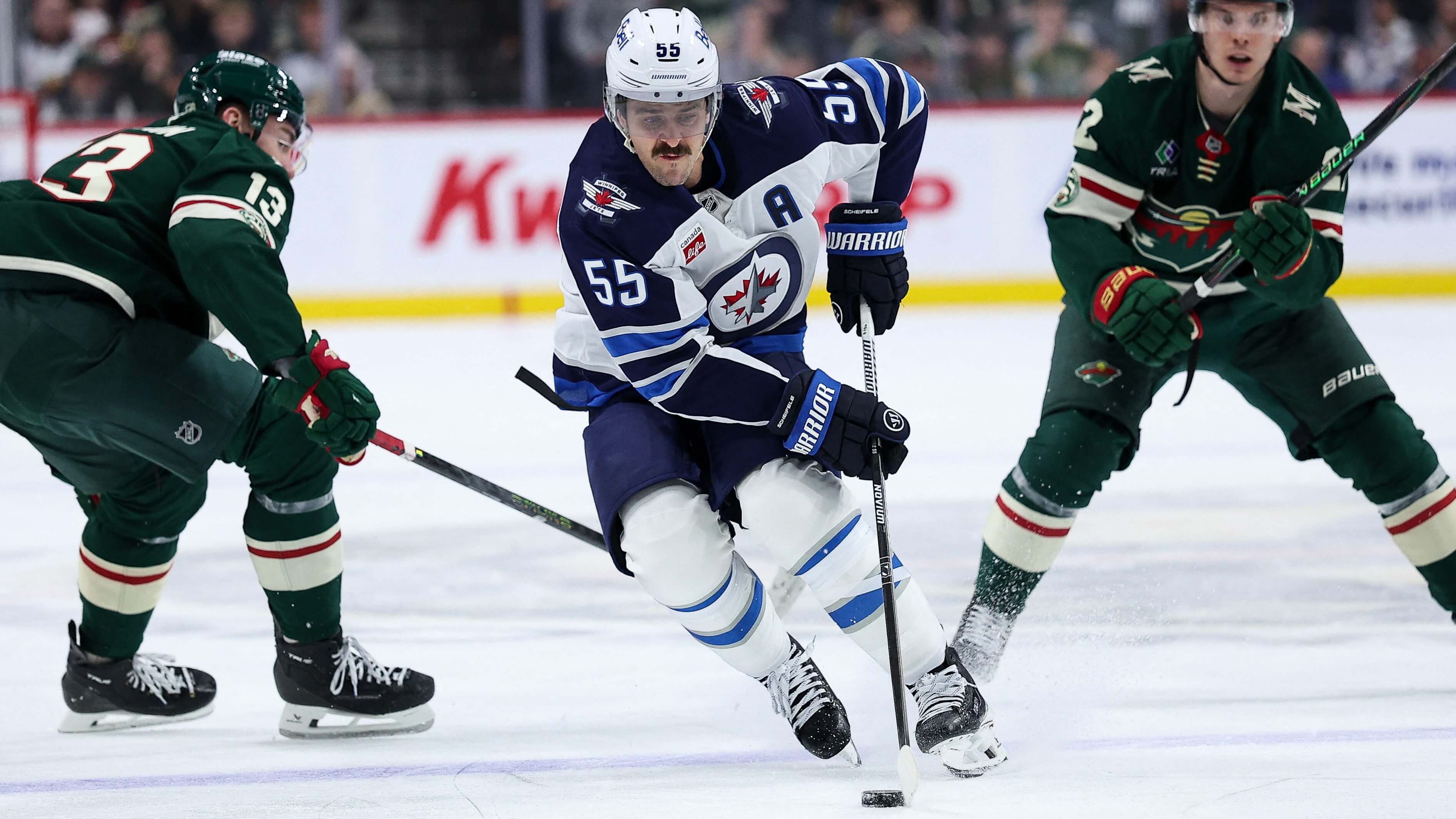 Jets vs Panthers Prediction, Picks & Odds for Today’s NHL Game