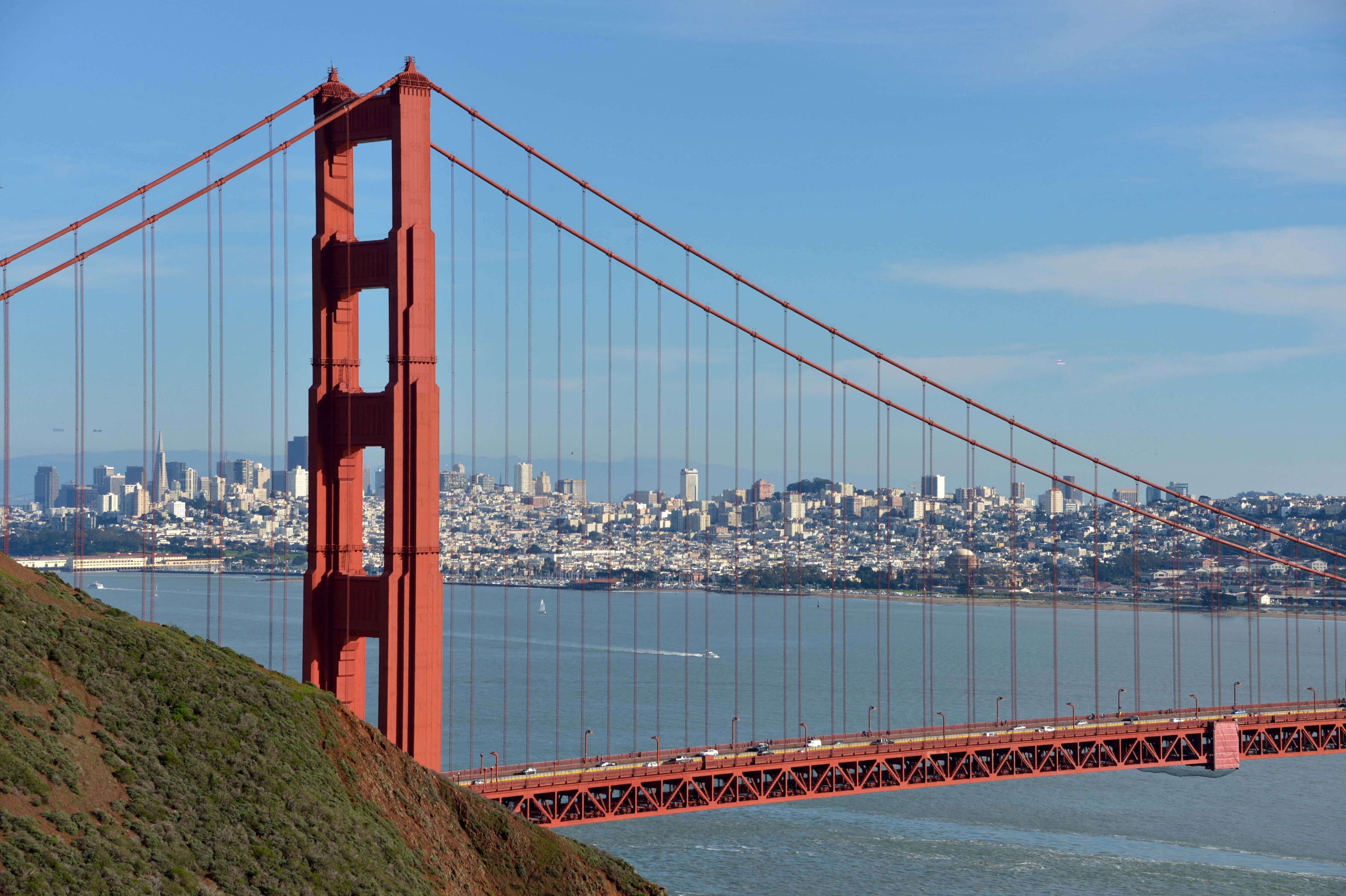 How To Bet - Why West Coast Sports Betting Options Trail Much of the Country