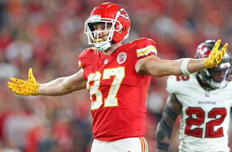 Travis Kelce Kansas City Chiefs NFL