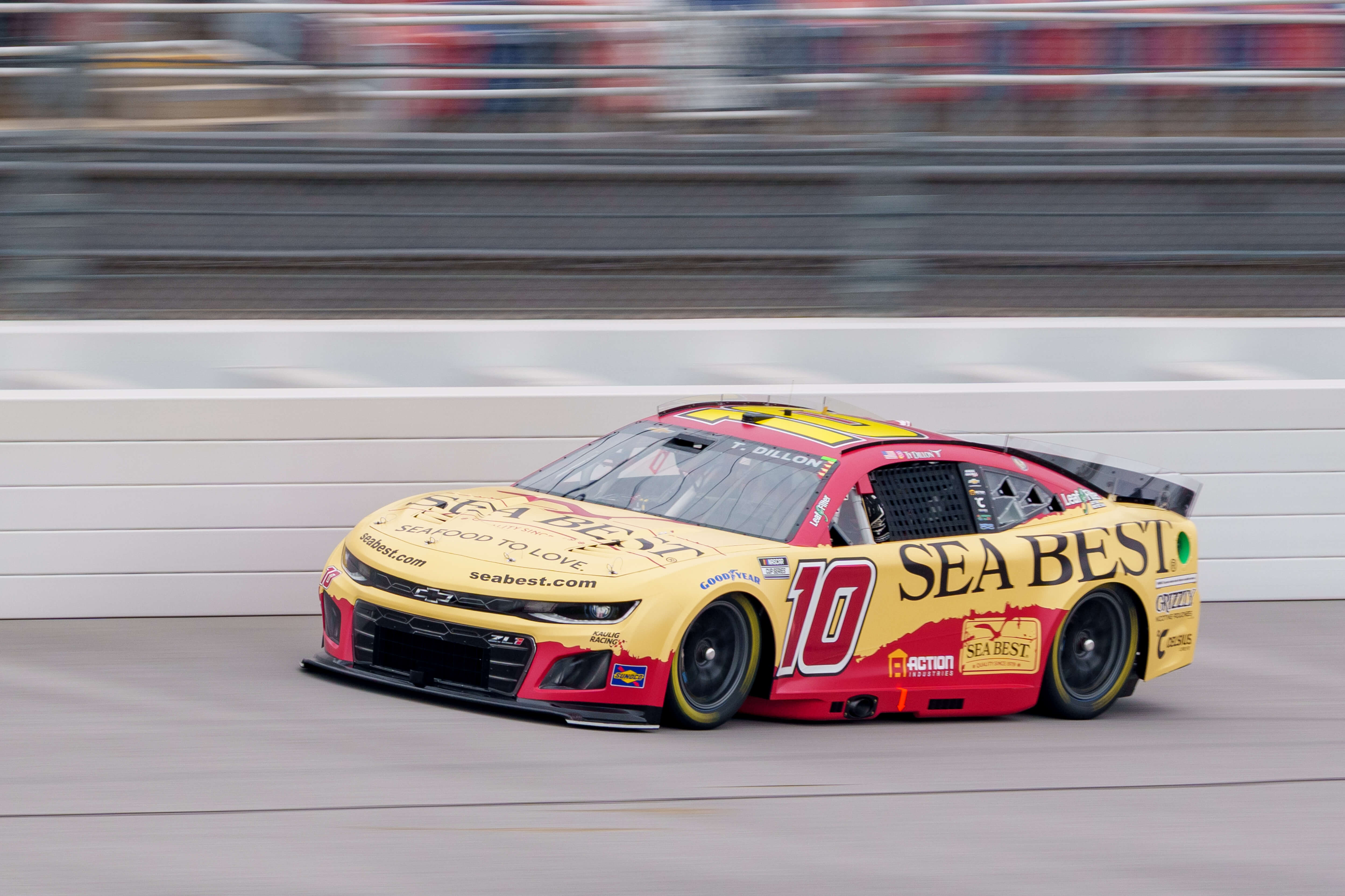 How To Bet - DraftKings Expands NASCAR Presence with Ty Dillon Partnership