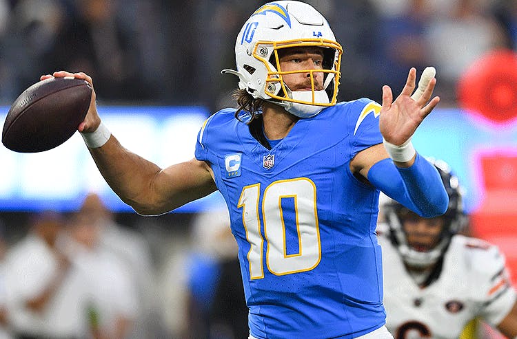 Los Angeles Chargers quarterback Justin Herbert prepares to throw downfield.