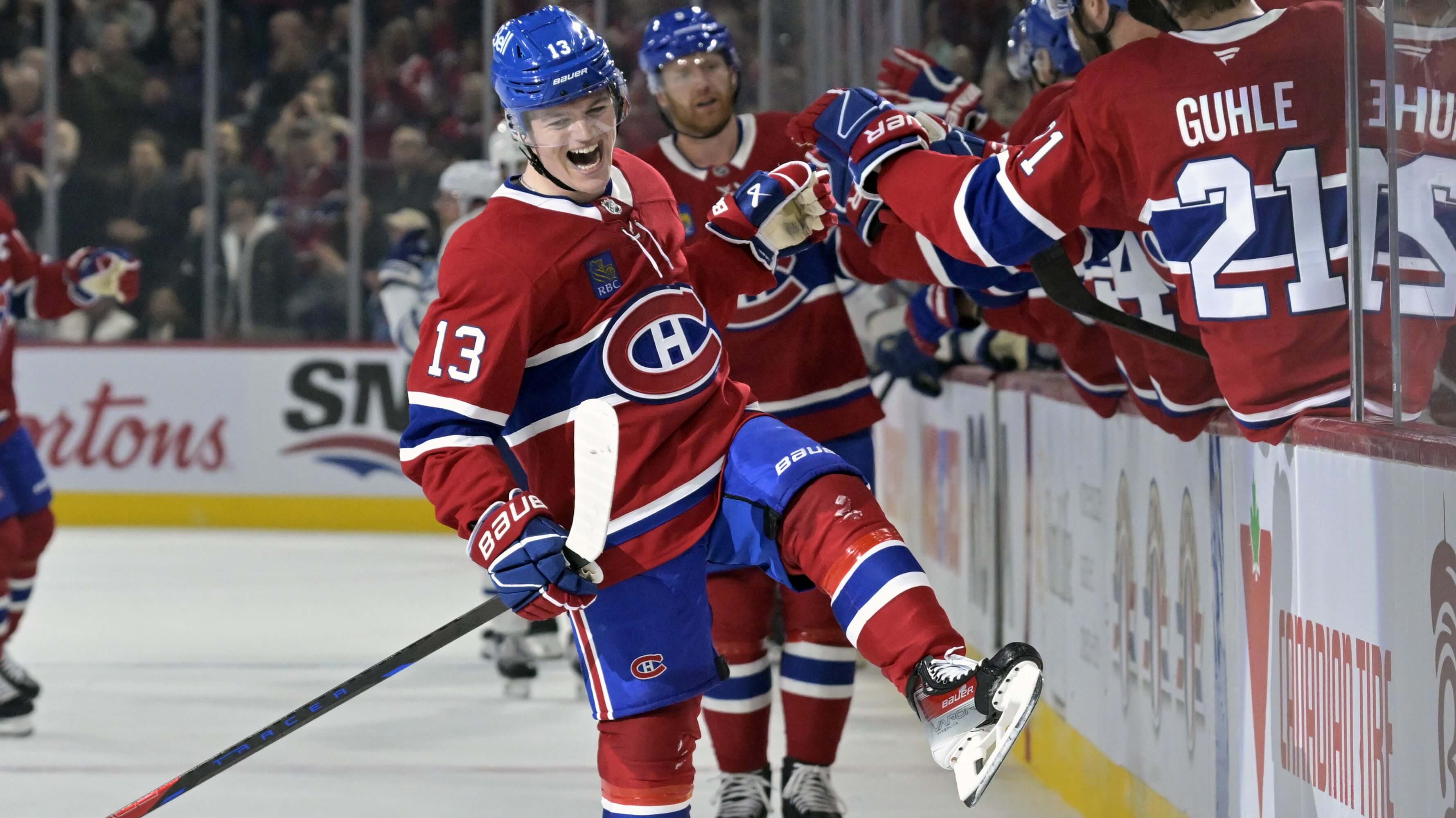 Canadiens vs Islanders Prediction, Picks & Odds for Tonight’s NHL Game 