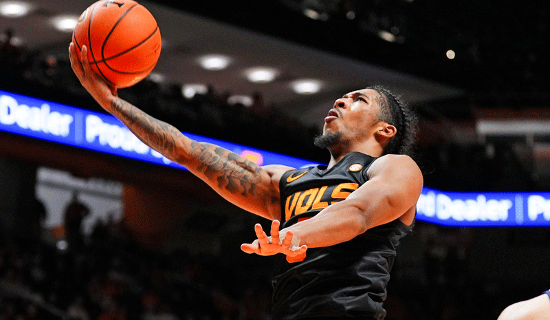 Miami vs Tennessee Prediction, Picks, and Odds for Tonight’s College Basketball Game