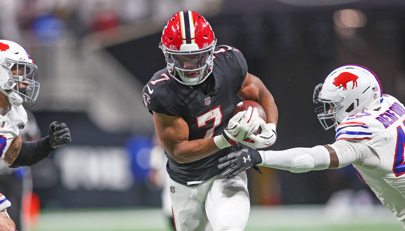 How To Bet - Dolphins vs Falcons Predictions - Early Picks & Odds for Week 8