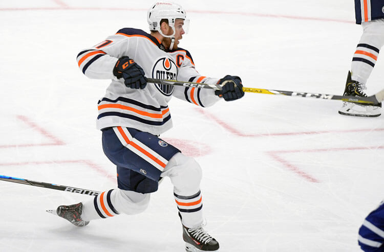 Hurricanes vs Oilers NHL Odds, Picks and Predictions Tonight