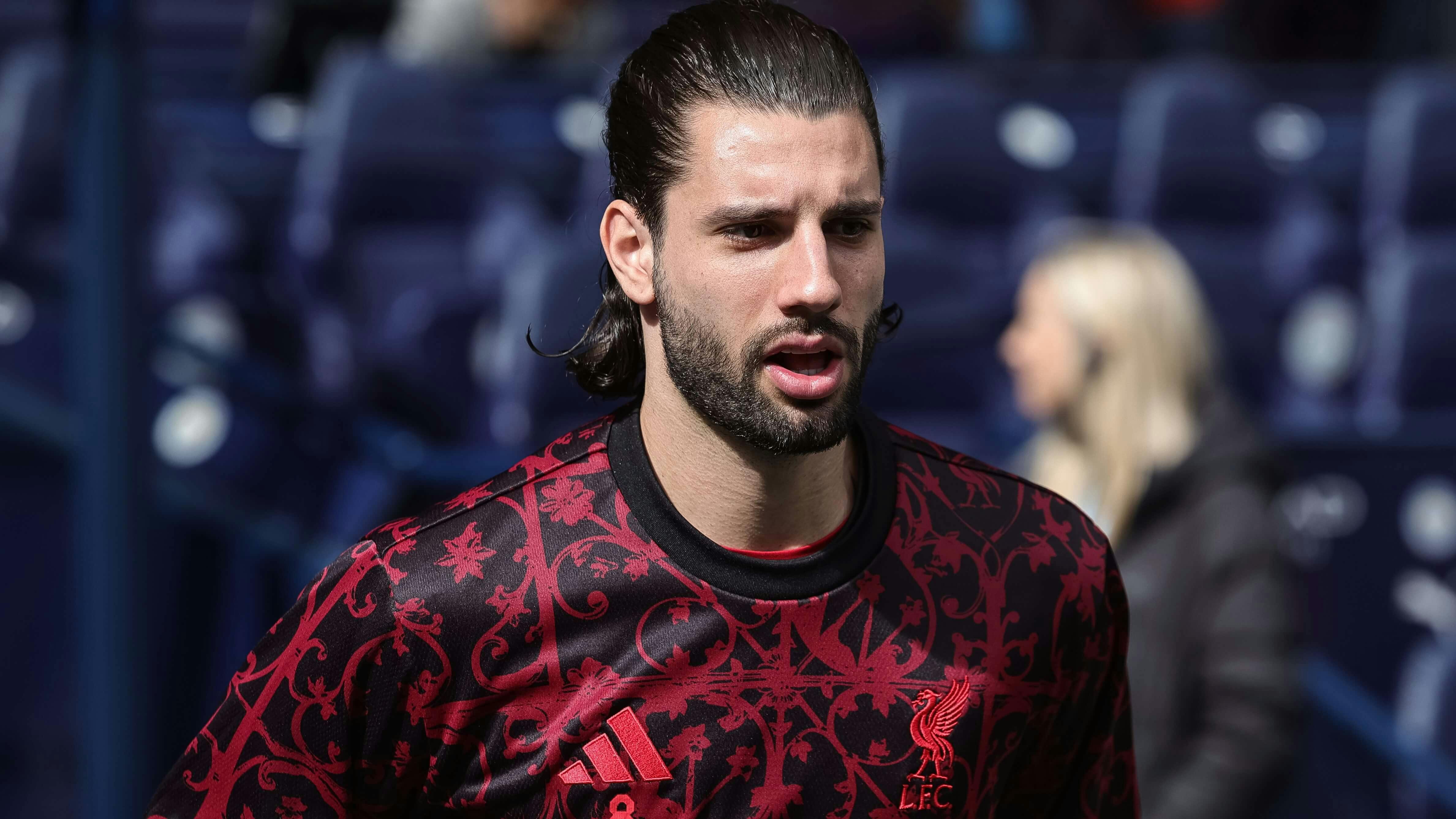 Liverpool vs Fulham Predictions, Picks & Odds for Today's Premier League Match