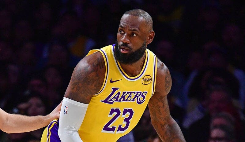 Spurs vs Lakers Prediction, Picks & Odds for Tonight’s NBA Game
