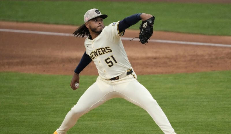 Brewers vs Pirates Prediction, Picks & Odds for Today’s MLB Game