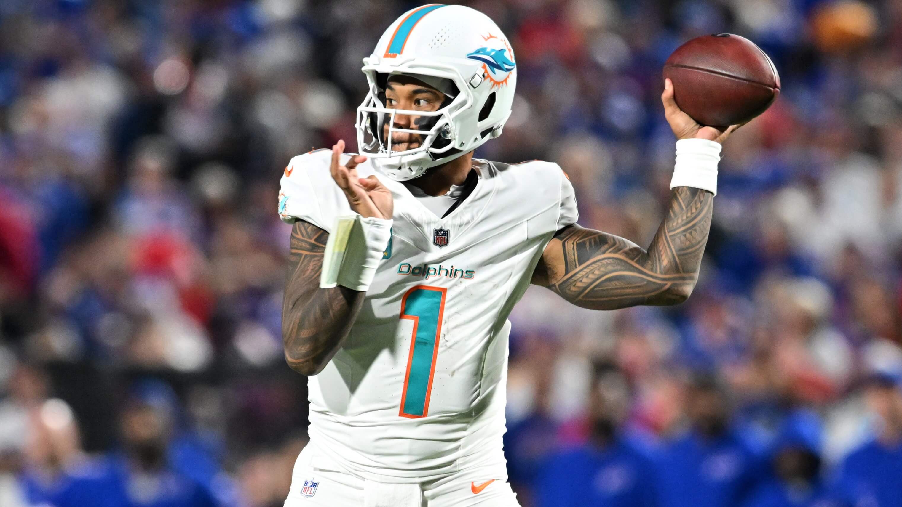 Jets vs Dolphins Predictions, Picks & Best Bets for Monday Night Football Week 4