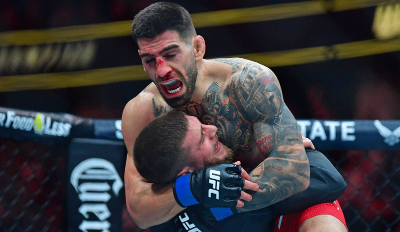 How To Bet - UFC 317 Ilia Topuria vs Charles Oliveira Predictions, Picks & Odds