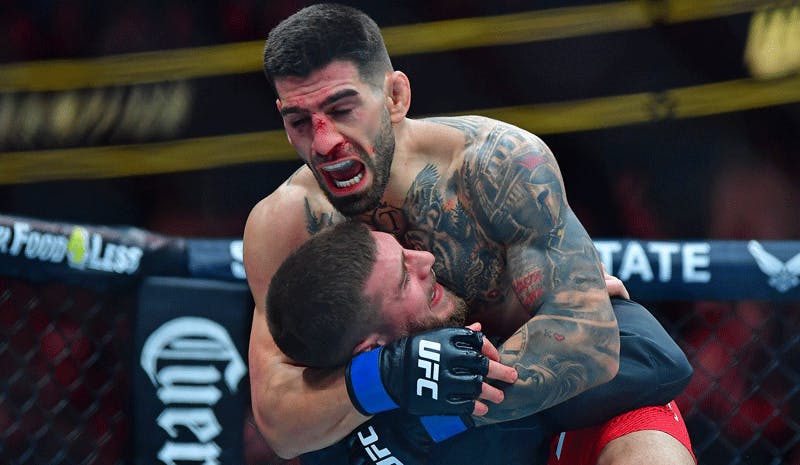 UFC 317 Ilia Topuria vs Charles Oliveira Predictions, Picks & Odds