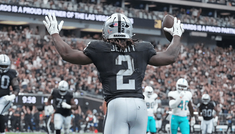 Ashton Jeanty of the Las Vegas Raiders NFL