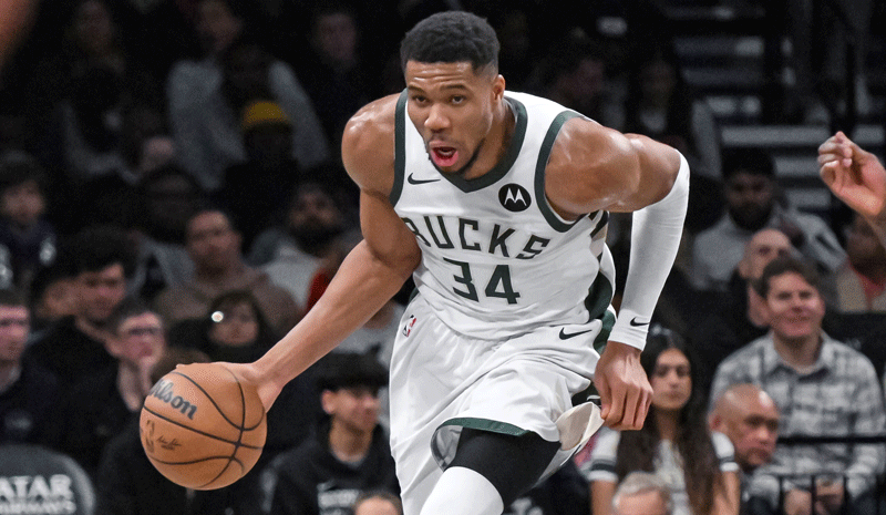 Hawks vs Bucks Prediction, Picks, and Odds for Today’s NBA Game