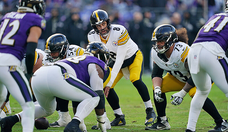 Sunday Night Football Odds: SNF Betting Lines 2025