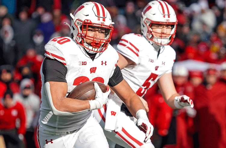Minnesota vs Wisconsin Odds, Picks and Predictions: Things Stay Quiet in the First Half