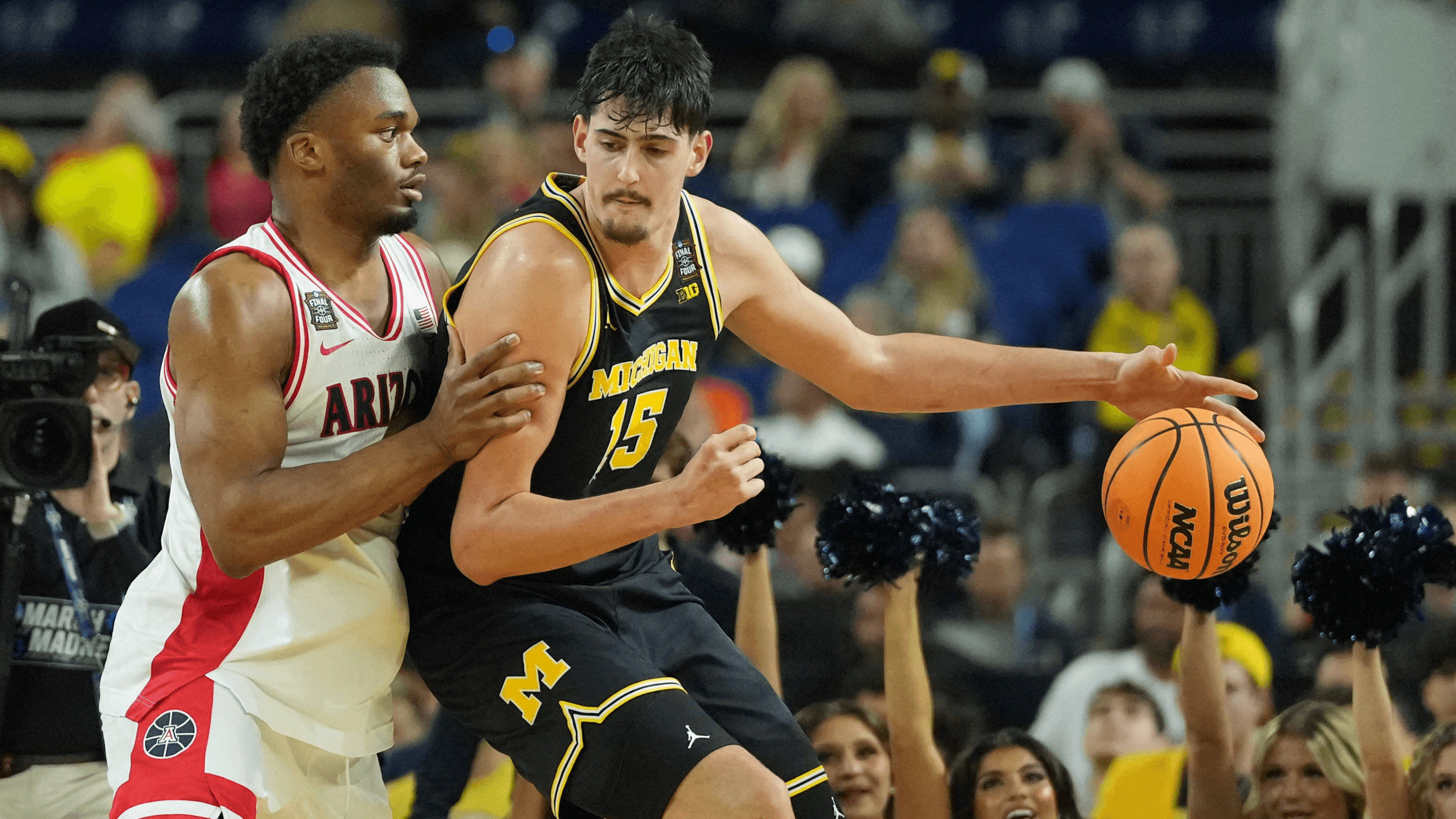 Michigan Wolverines college basketball Aday Mara 