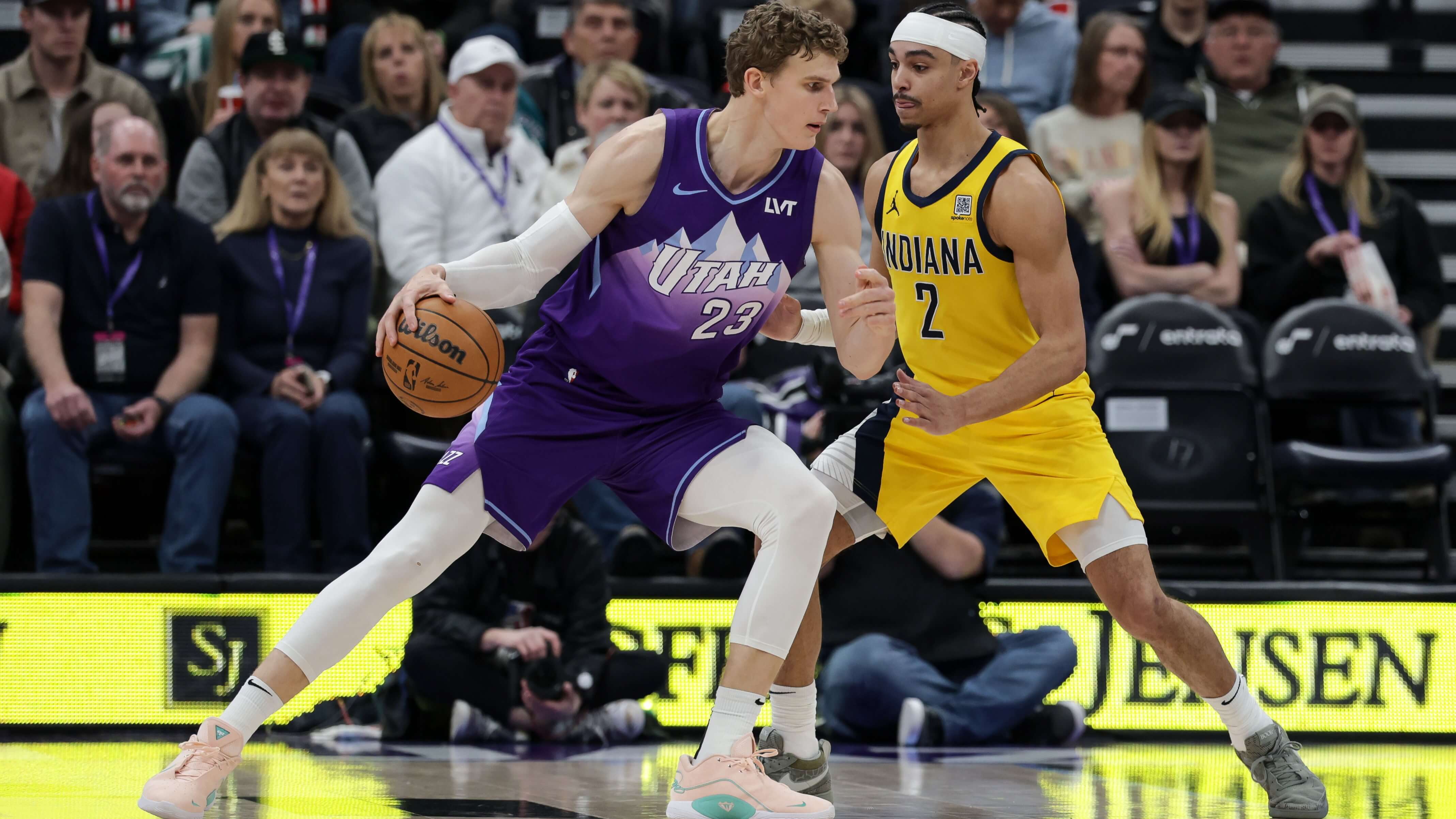 Lakers vs Jazz Prediction, Picks & Odds for Tonight’s NBA Game 