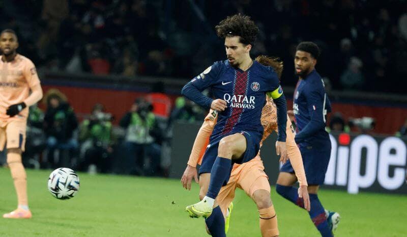 PSG vs Tottenham Predictions, Picks & Odds for Wednesday's Champions League Match