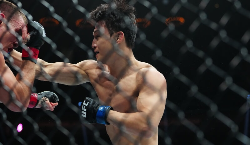 How To Bet - Patricio Pitbull vs Dooho Choi Predictions, Picks & Odds for UFC 331 in Los Angeles 