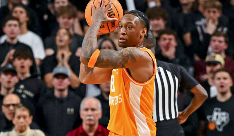 Tennessee vs Mississippi Prediction, Picks & Odds for Tonight's College Basketball Game 